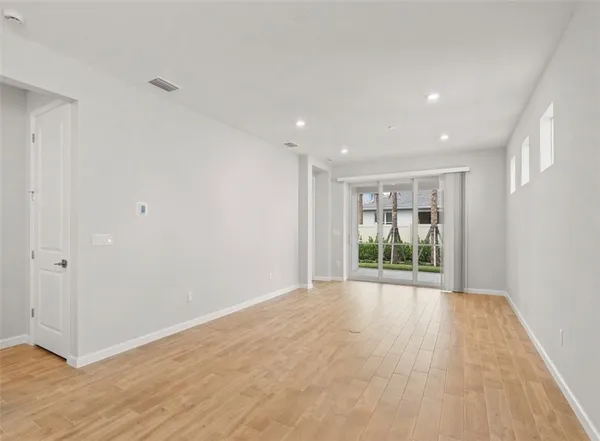 $3,000 | 4520 Jolly Roger Manor, Vero Beach, FL 32967