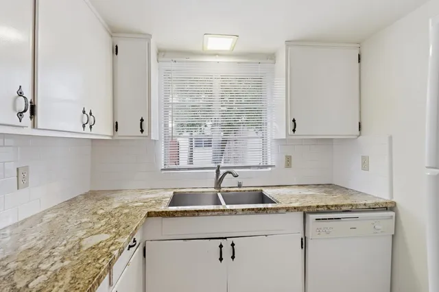 $1,100,000 | 615 11th Street, Davis, CA 95616