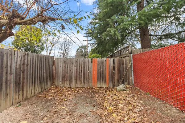 $1,100,000 | 615 11th Street, Davis, CA 95616