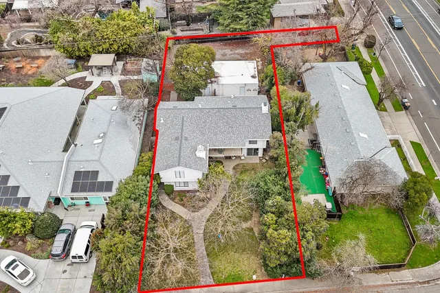 $1,100,000 | 615 11th Street, Davis, CA 95616