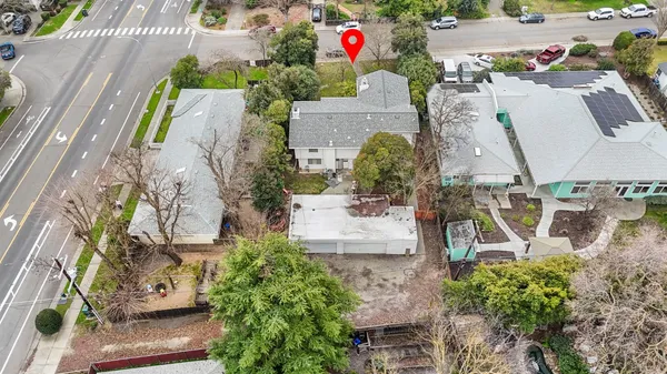 $1,100,000 | 615 11th Street, Davis, CA 95616