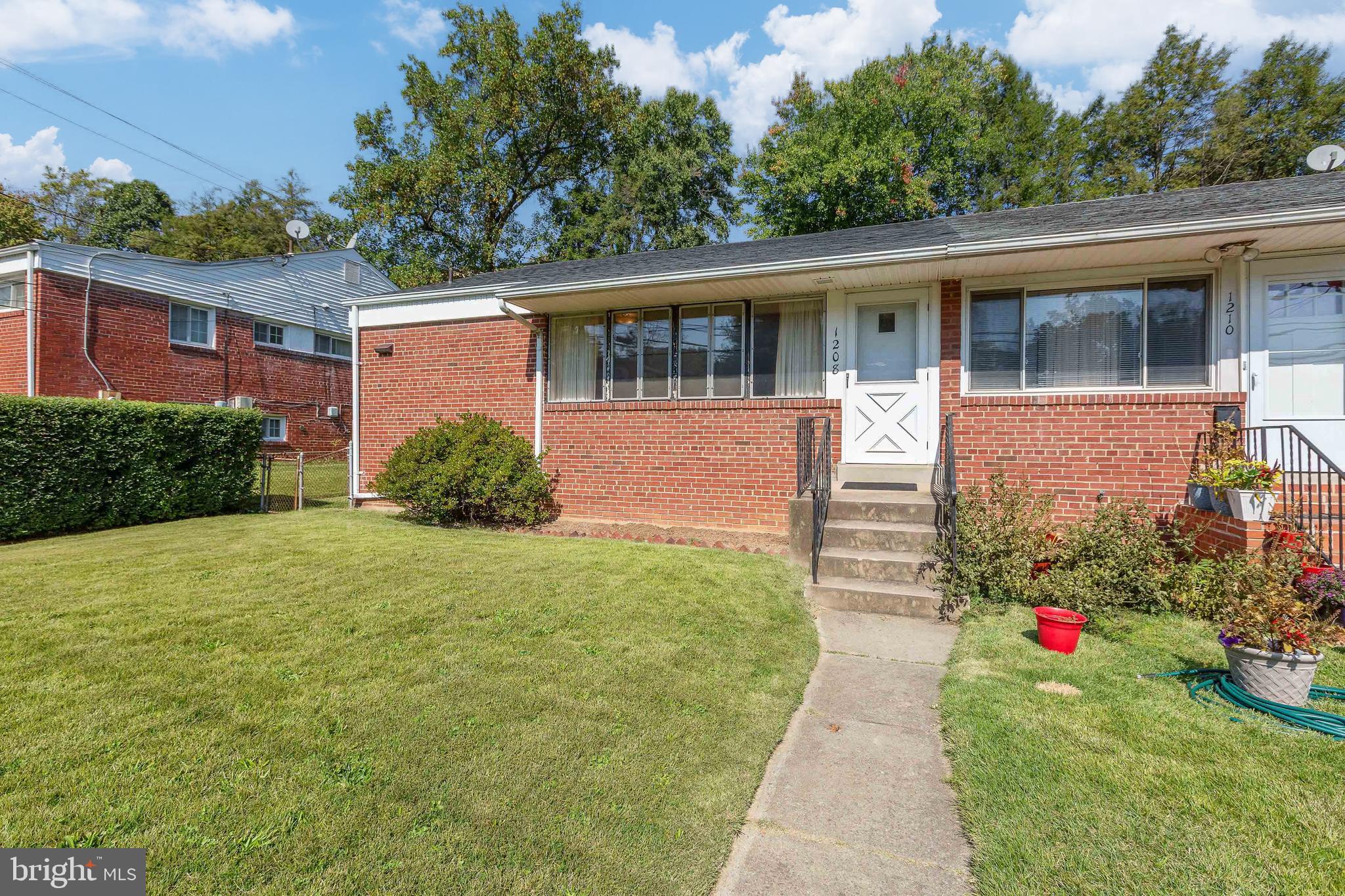 1208 Ruatan Street Silver Spring, MD 20903 - Photo 2 of 25