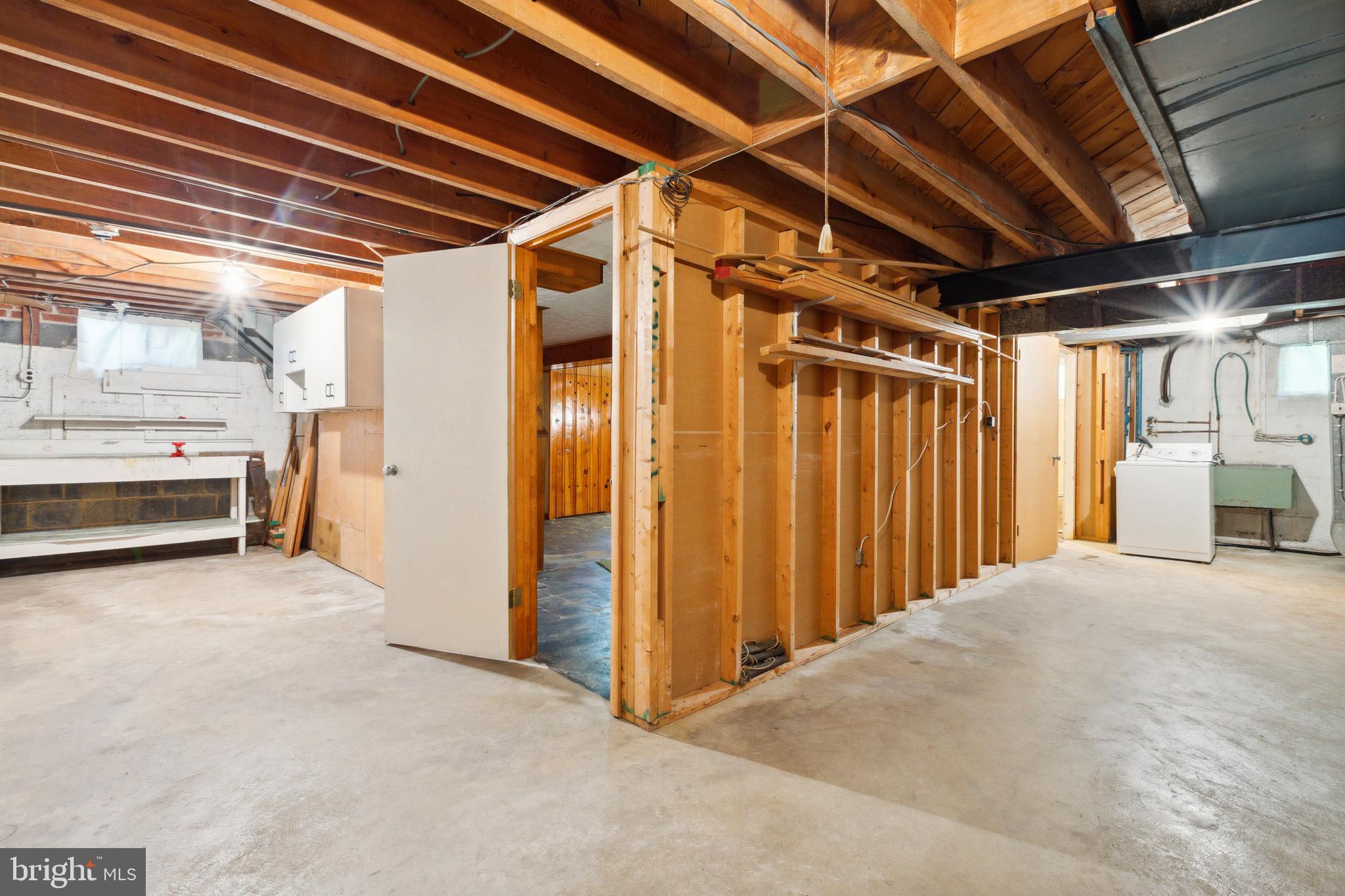 1208 Ruatan Street Silver Spring, MD 20903 - Photo 24 of 25