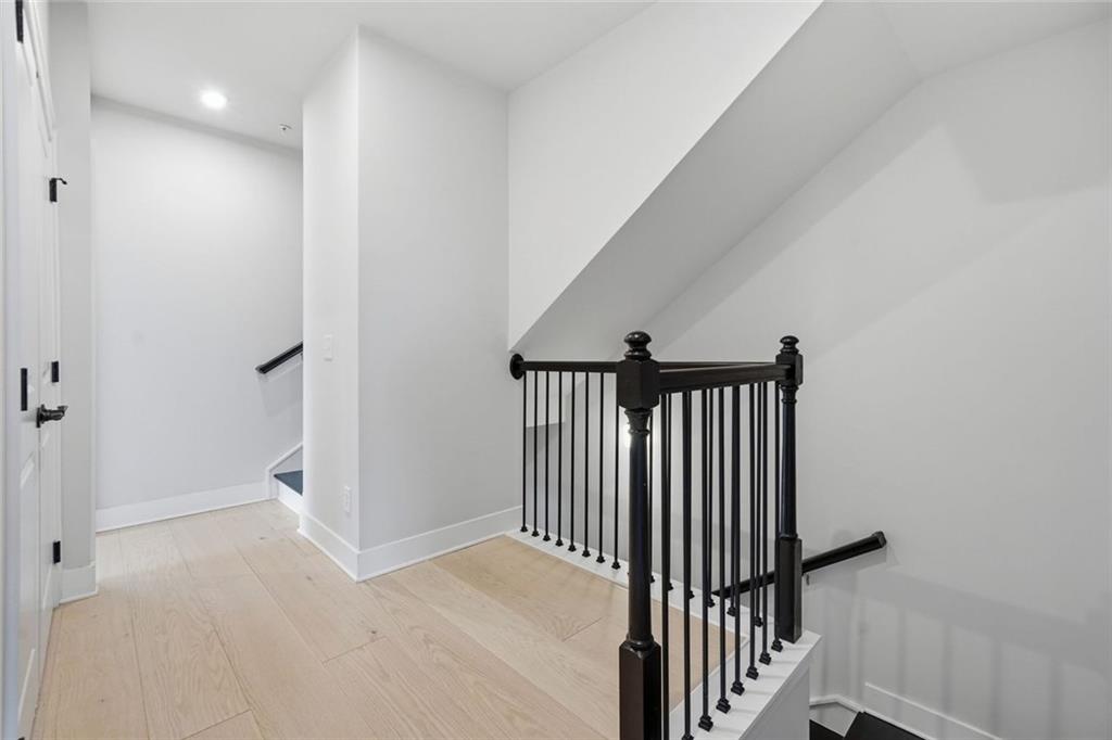 1163 Rivard Circle Northwest Atlanta, GA 30318 - Photo 15 of 48