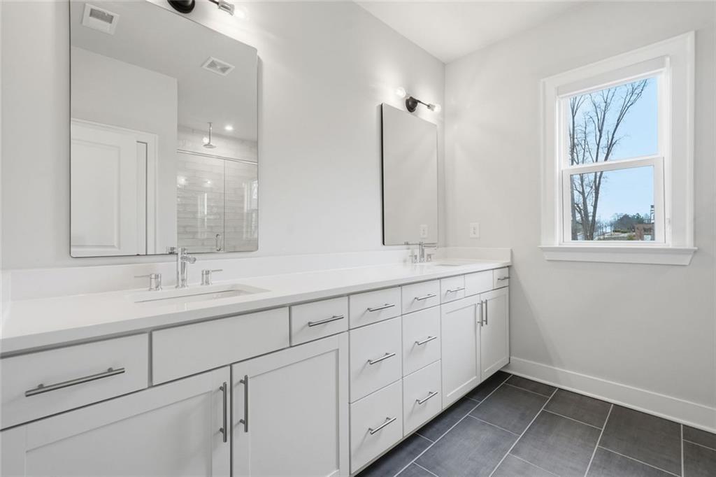 1163 Rivard Circle Northwest Atlanta, GA 30318 - Photo 21 of 48