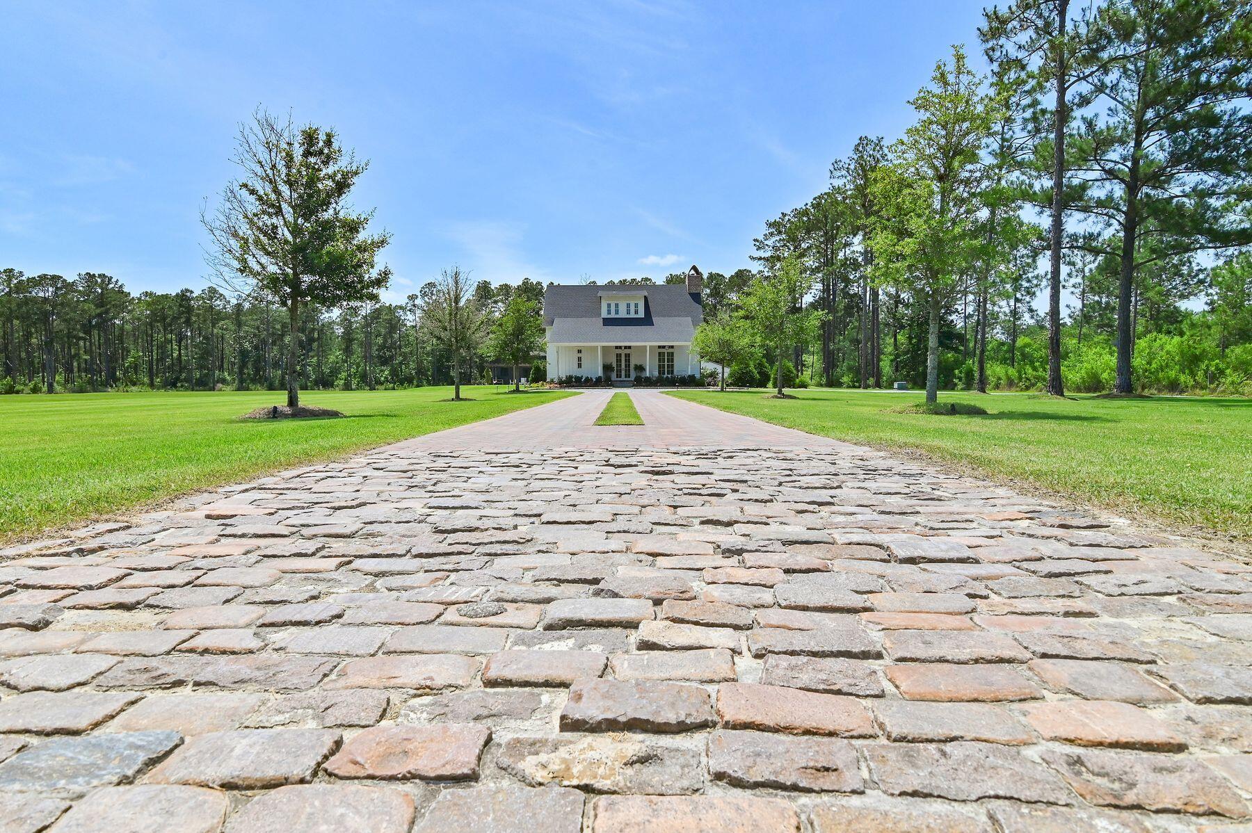 181 Jonathan Drive Freeport, FL 32439 - Photo 13 of 59 181 Jonathan