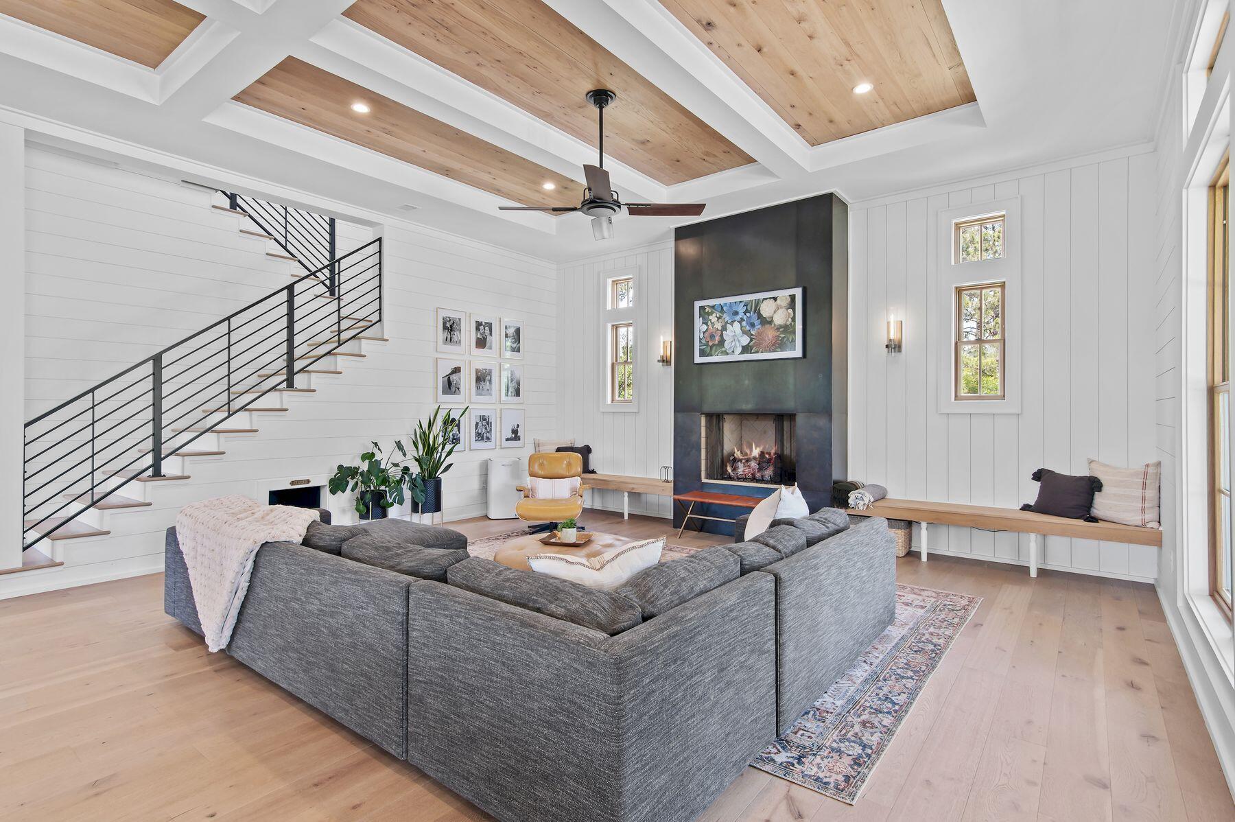 181 Jonathan Drive Freeport, FL 32439 - Photo 15 of 59 a living room with fireplace furniture and a rug