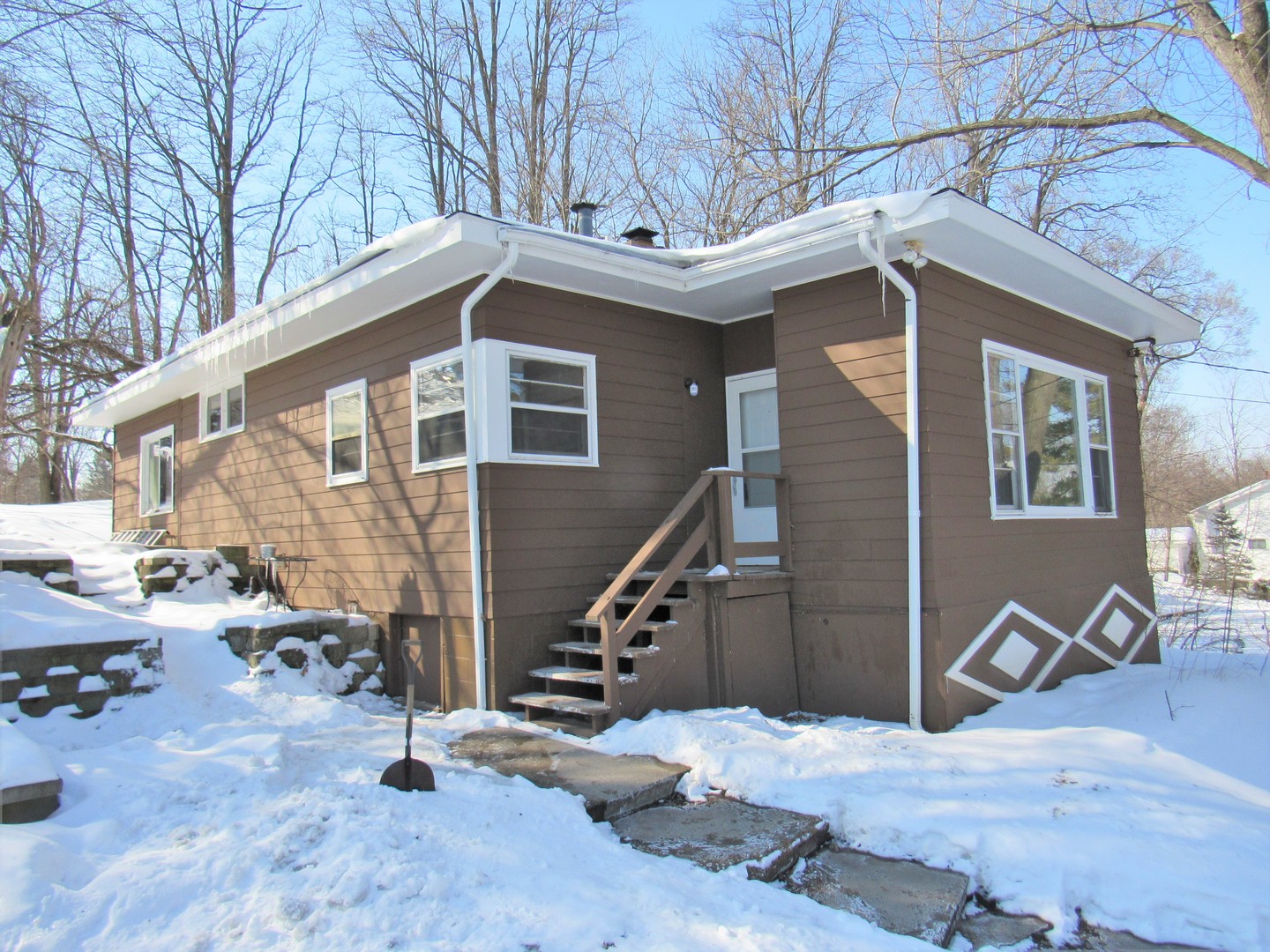 38156 North Watts Avenue Spring Grove, IL 60081 - Photo 1 of 25