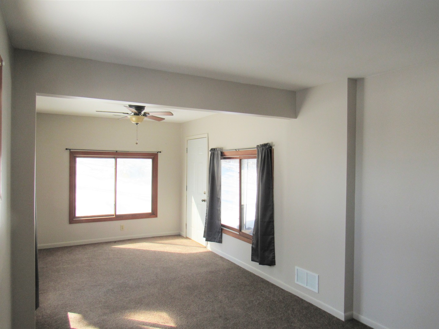 38156 North Watts Avenue Spring Grove, IL 60081 - Photo 11 of 25