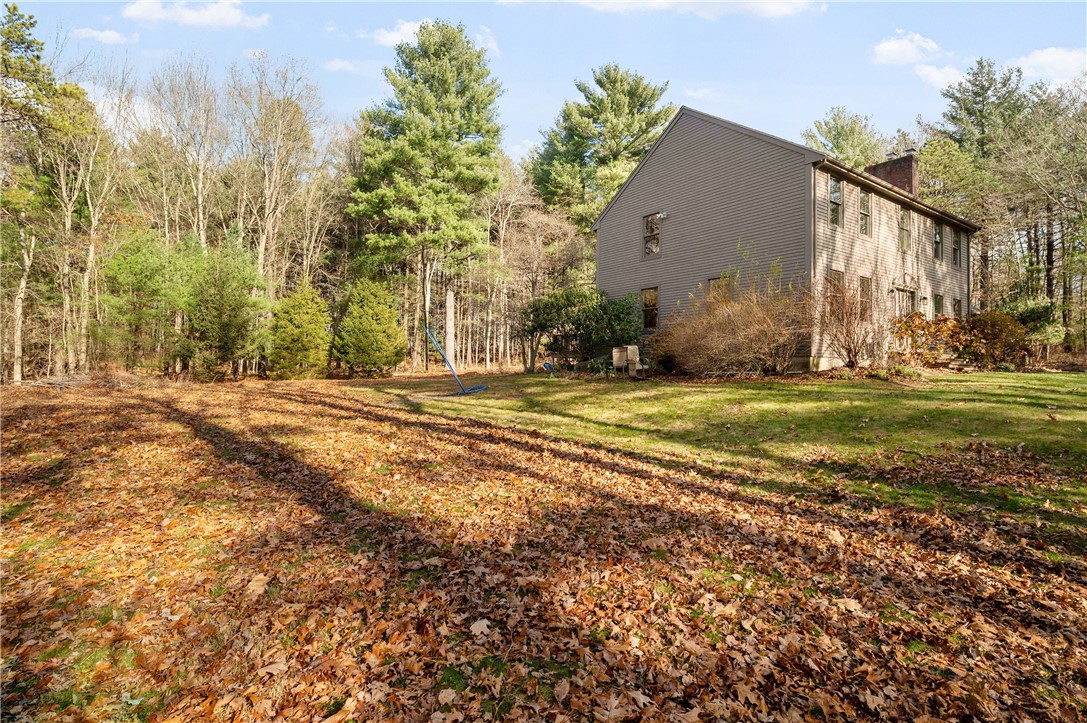 38 Clark Road Smithfield, RI 02917 - Photo 31 of 34