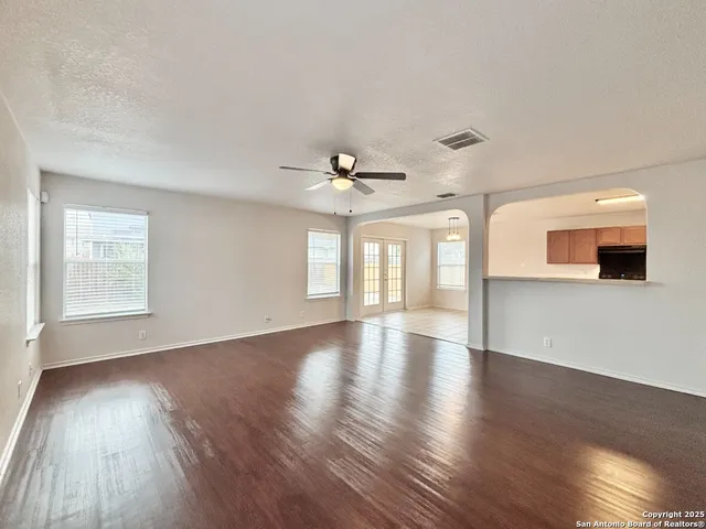 $1,675 | 2715 Moon Rock, Converse, TX 78109