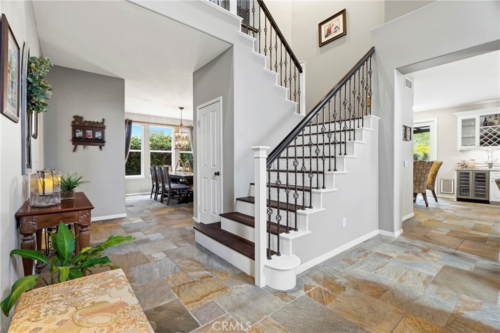 26004 Twain Place Stevenson Ranch, CA 91381 - Photo 8 of 44