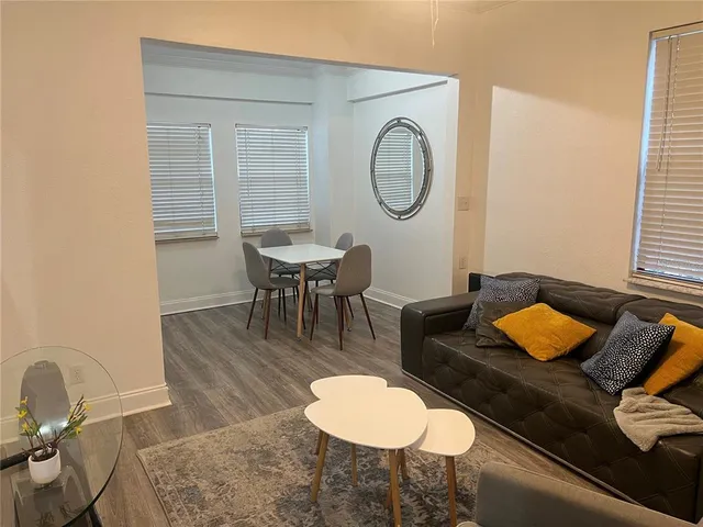 $2,000 | 203 South Westland Avenue, Unit 2, Tampa, FL 33606