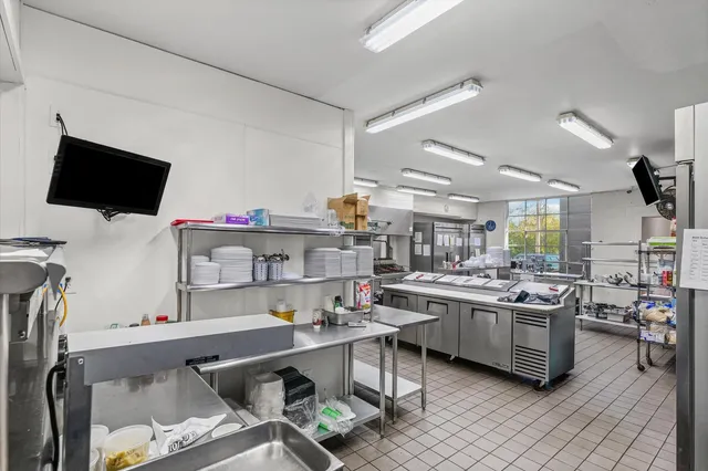 $600,000 | 125 South Market Street, Paxton, IL 60957