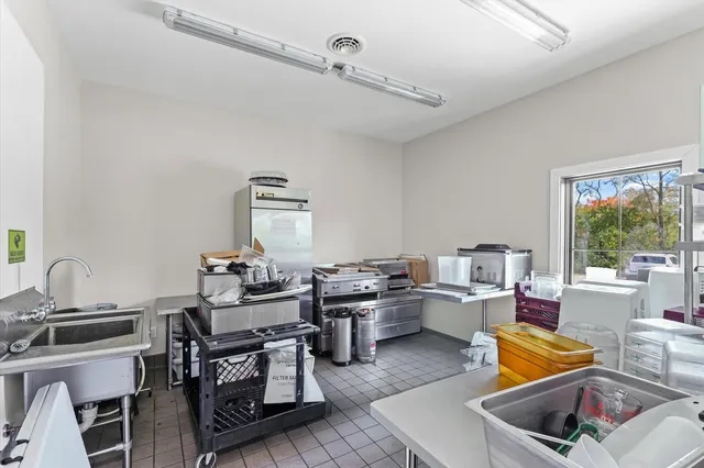 $600,000 | 125 South Market Street, Paxton, IL 60957