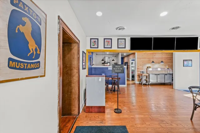 $600,000 | 125 South Market Street, Paxton, IL 60957