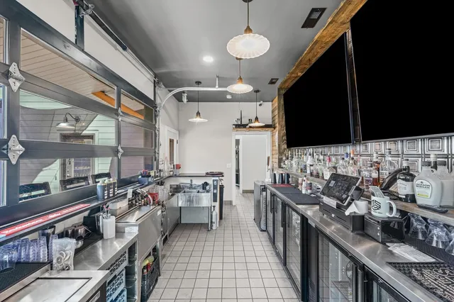 $600,000 | 125 South Market Street, Paxton, IL 60957