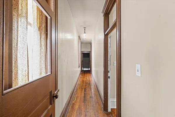 $600,000 | 125 South Market Street, Paxton, IL 60957