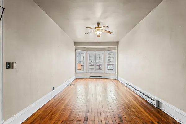 $600,000 | 125 South Market Street, Paxton, IL 60957