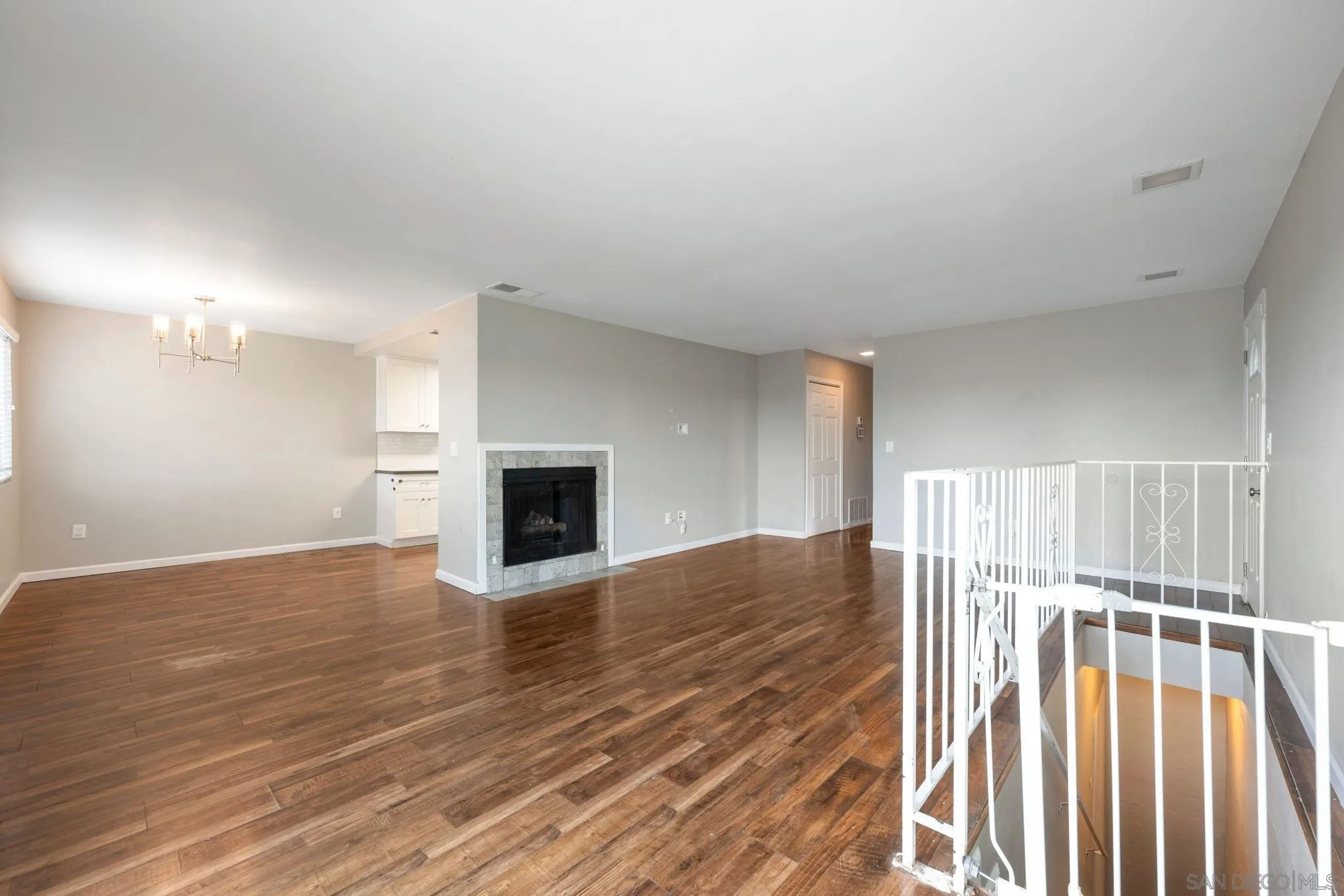 955 Maya Street Spring Valley, CA 91977 - Photo 3 of 15