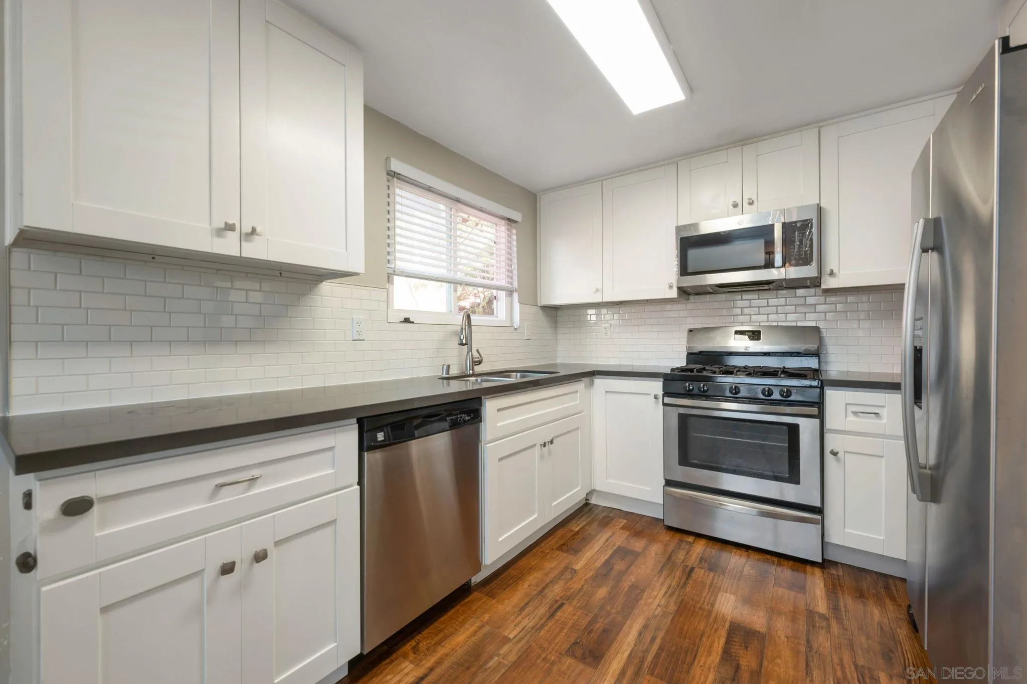 955 Maya Street Spring Valley, CA 91977 - Photo 6 of 15