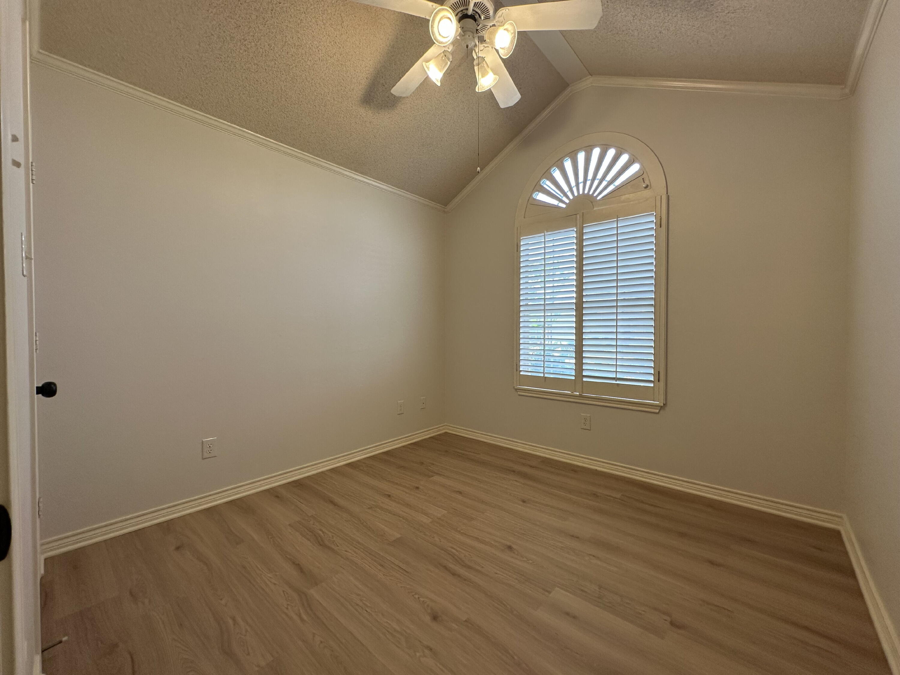 5422 99th Street Lubbock, TX 79424 - Photo 15 of 21 IMG_1420