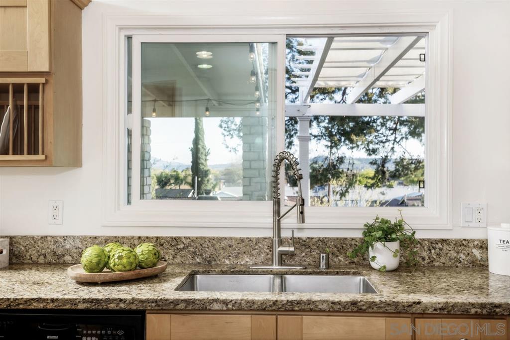9771 Ramo Road Santee, CA 92071 - Photo 11 of 25 Gallery Image 11