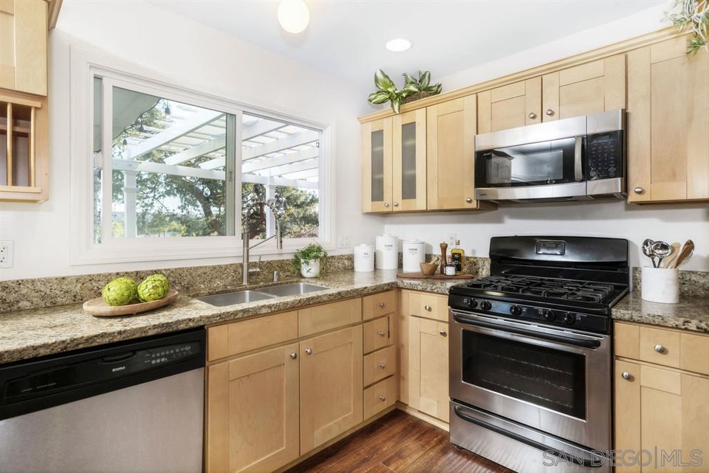 9771 Ramo Road Santee, CA 92071 - Photo 12 of 25 Gallery Image 12