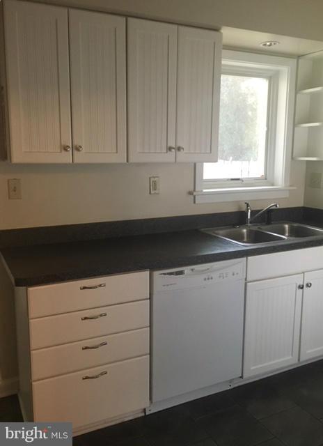 2206 Beechwood Road Hyattsville, MD 20783 - Photo 7 of 19 Kitchen