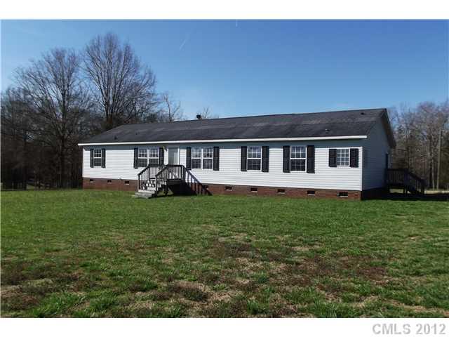 922 Austin Road Pageland, SC 29728 - Photo 1 of 7