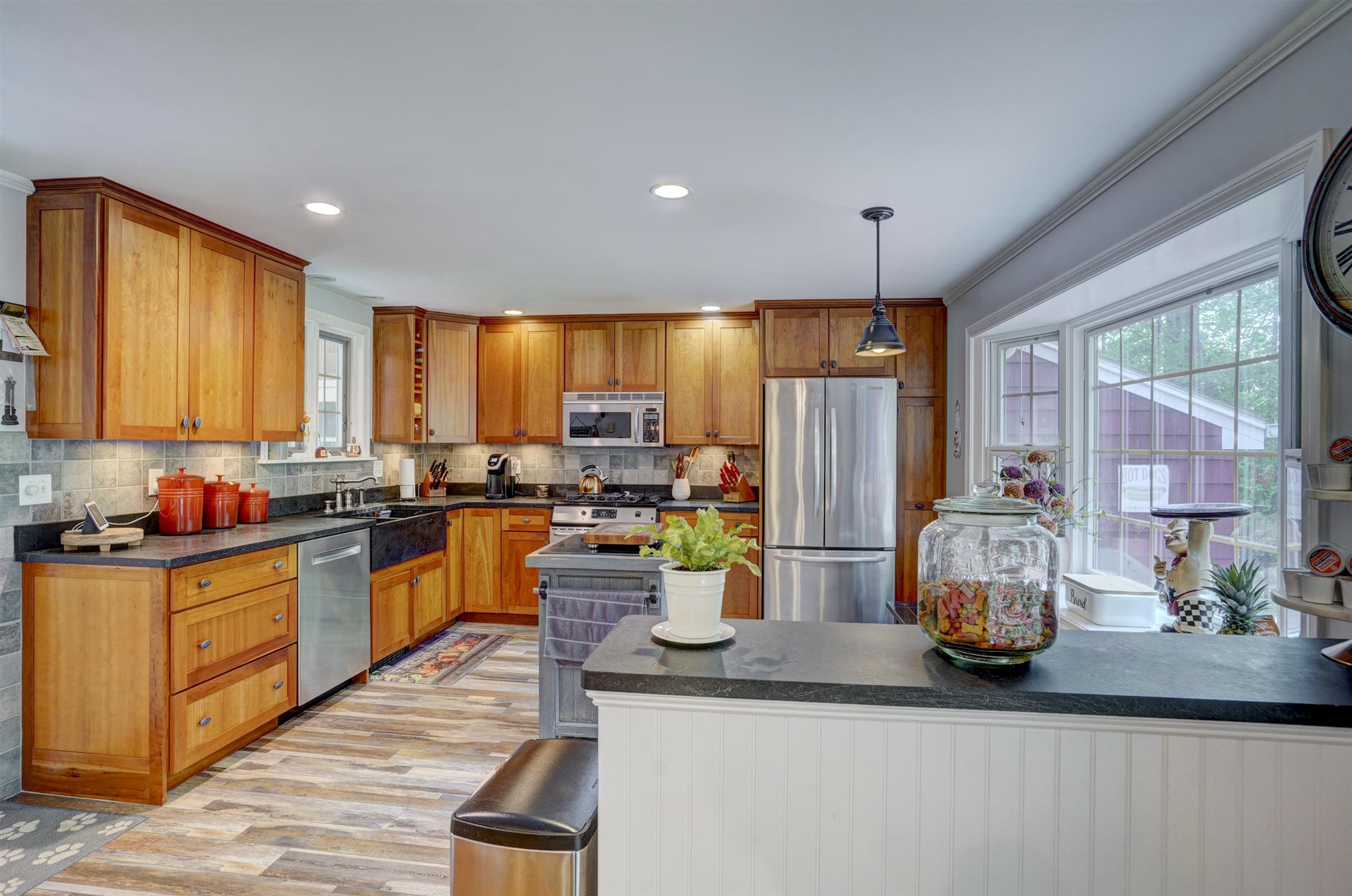 10 Reeds Ferry Way Merrimack, NH 03054 - Photo 21 of 39