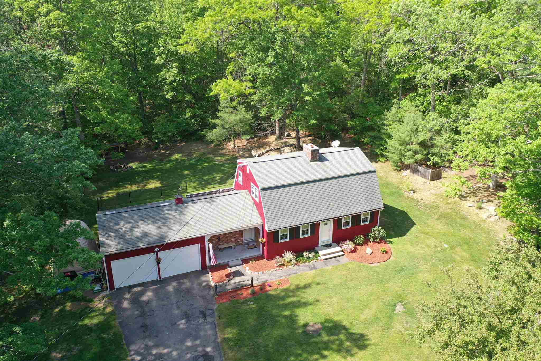10 Reeds Ferry Way Merrimack, NH 03054 - Photo 7 of 39