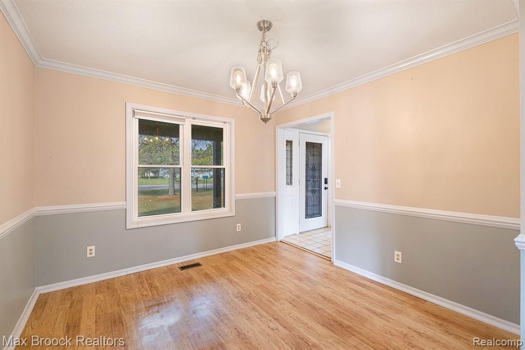 5031 Belsay Road Grand Blanc, MI 48439 - Photo 9 of 32 Gallery Image 9