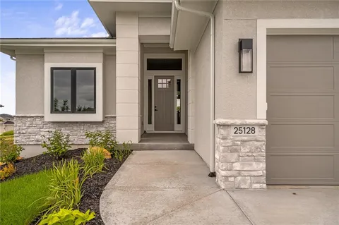 $729,895 | 25128 West 141st Terrace, Olathe, KS 66061