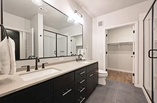 $1,900 | 4510 Terry-O Lane, Unit 208, Austin, TX 78745