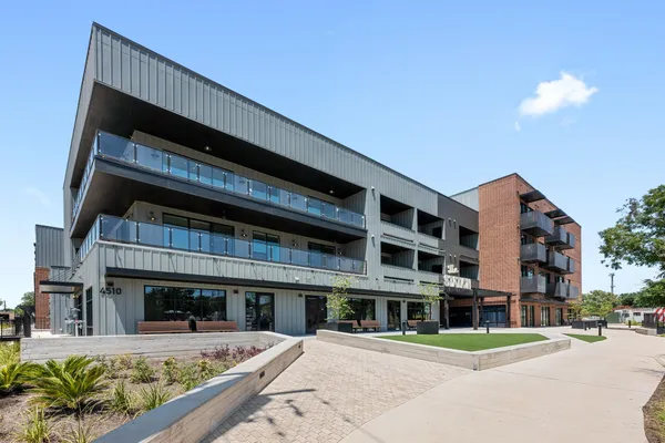 $1,900 | 4510 Terry-O Lane, Unit 208, Austin, TX 78745