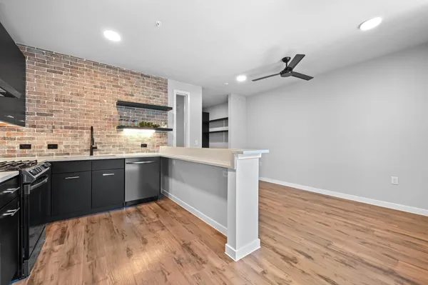 $1,900 | 4510 Terry-O Lane, Unit 208, Austin, TX 78745