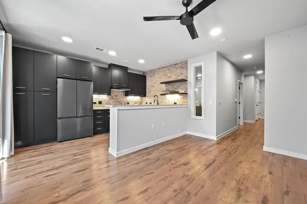 $1,900 | 4510 Terry-O Lane, Unit 208, Austin, TX 78745