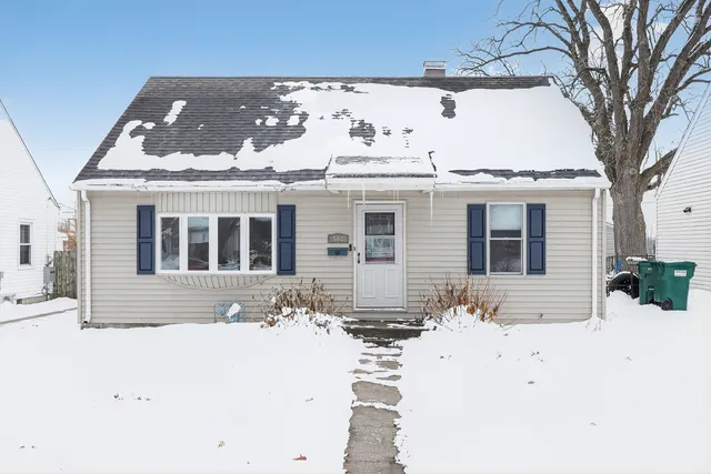 $157,500 | 560 Beckman Drive, Kankakee, IL 60901