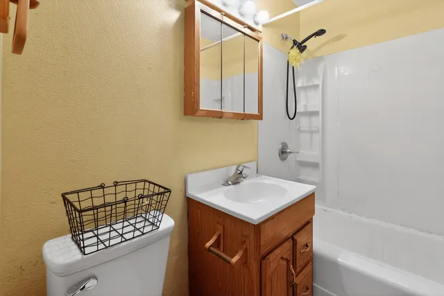 $157,500 | 560 Beckman Drive, Kankakee, IL 60901