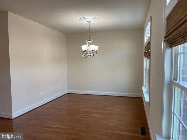 $3,700 | 44388 Foxthom Terrace, Ashburn, VA 20147