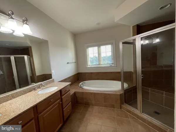 $3,700 | 44388 Foxthom Terrace, Ashburn, VA 20147