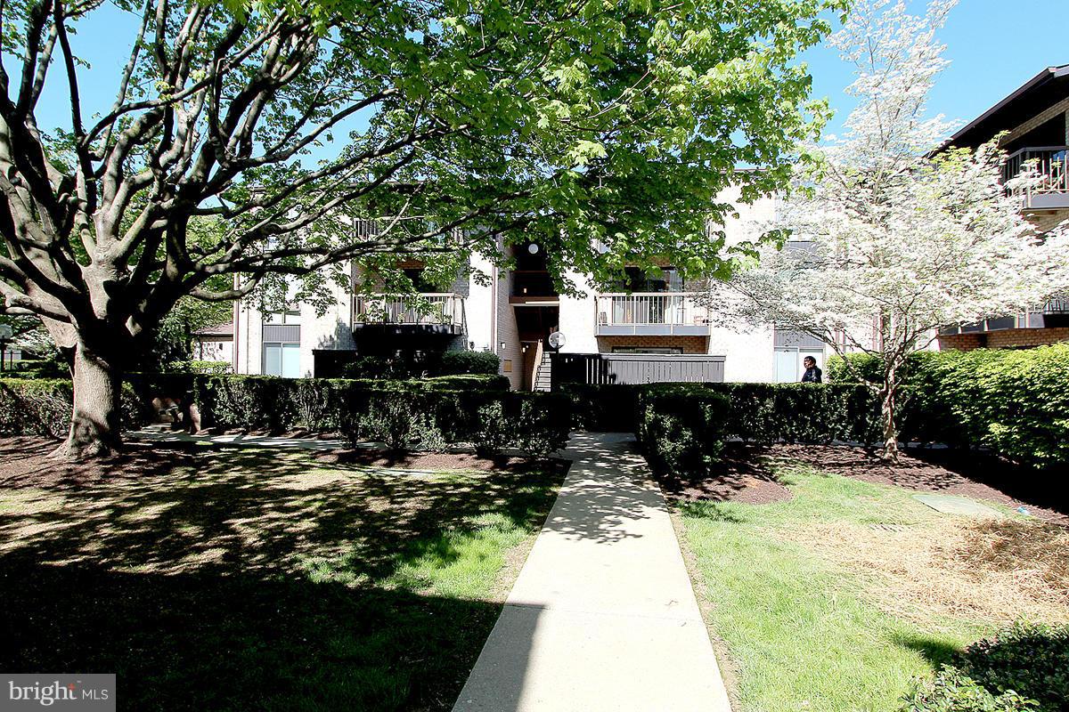 10000 Stedwick Road, Unit 201 Gaithersburg, MD 20886 - Photo 1 of 19 Exterior (Front)