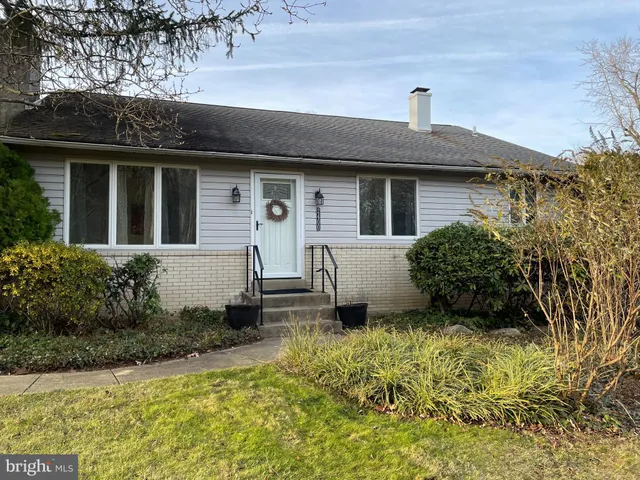 $499,000 | 2400 Edge Hill Road, Willow Grove, PA 19090