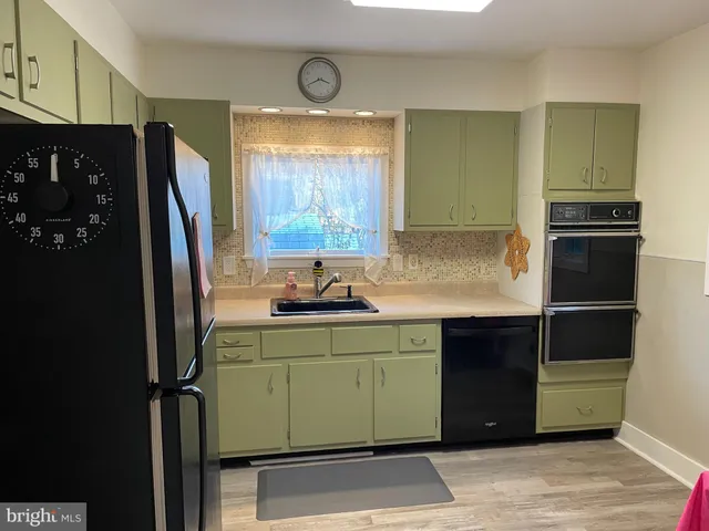 $499,000 | 2400 Edge Hill Road, Willow Grove, PA 19090