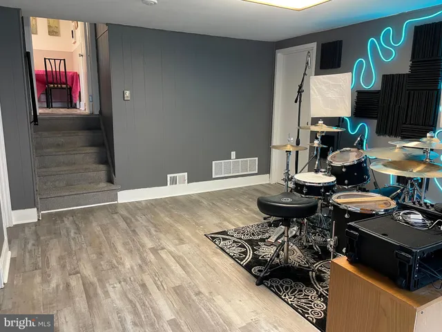 $499,000 | 2400 Edge Hill Road, Willow Grove, PA 19090