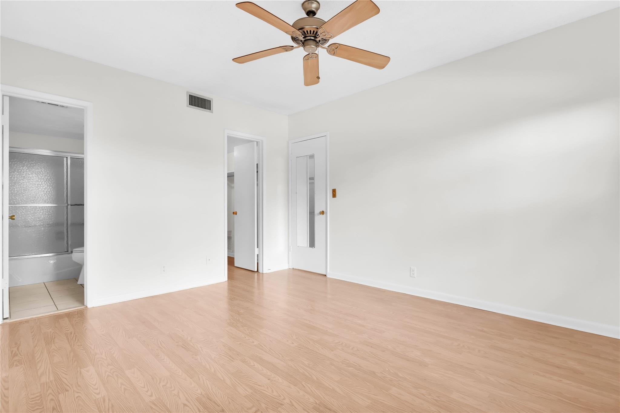 1951 Northeast 39th Street, Unit 337 Lighthouse Point, FL 33064 - Photo 12 of 27 Photo 12