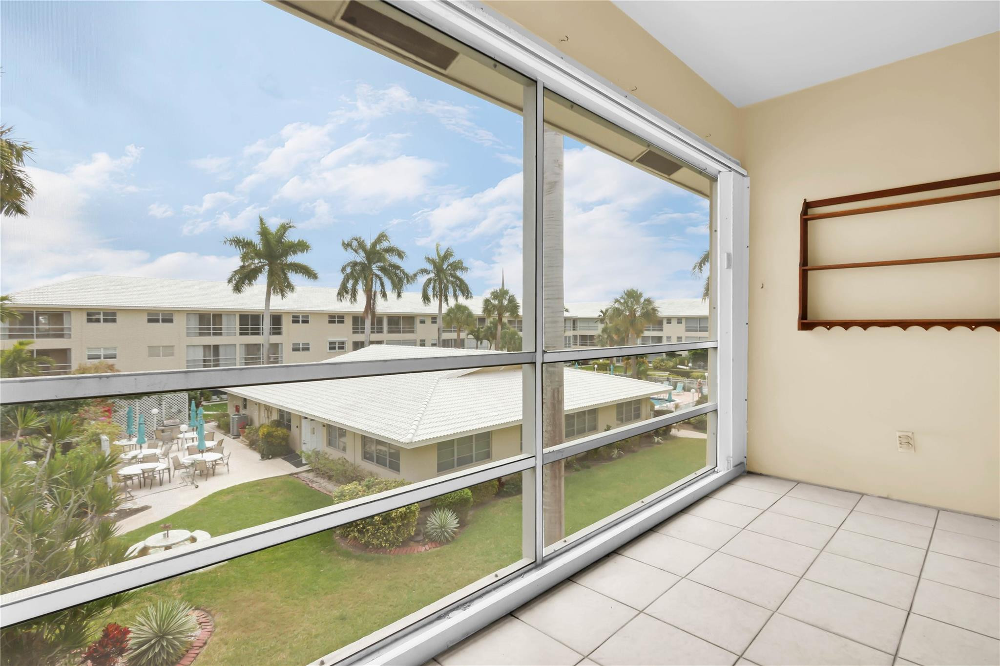 1951 Northeast 39th Street, Unit 337 Lighthouse Point, FL 33064 - Photo 19 of 27 Photo 19