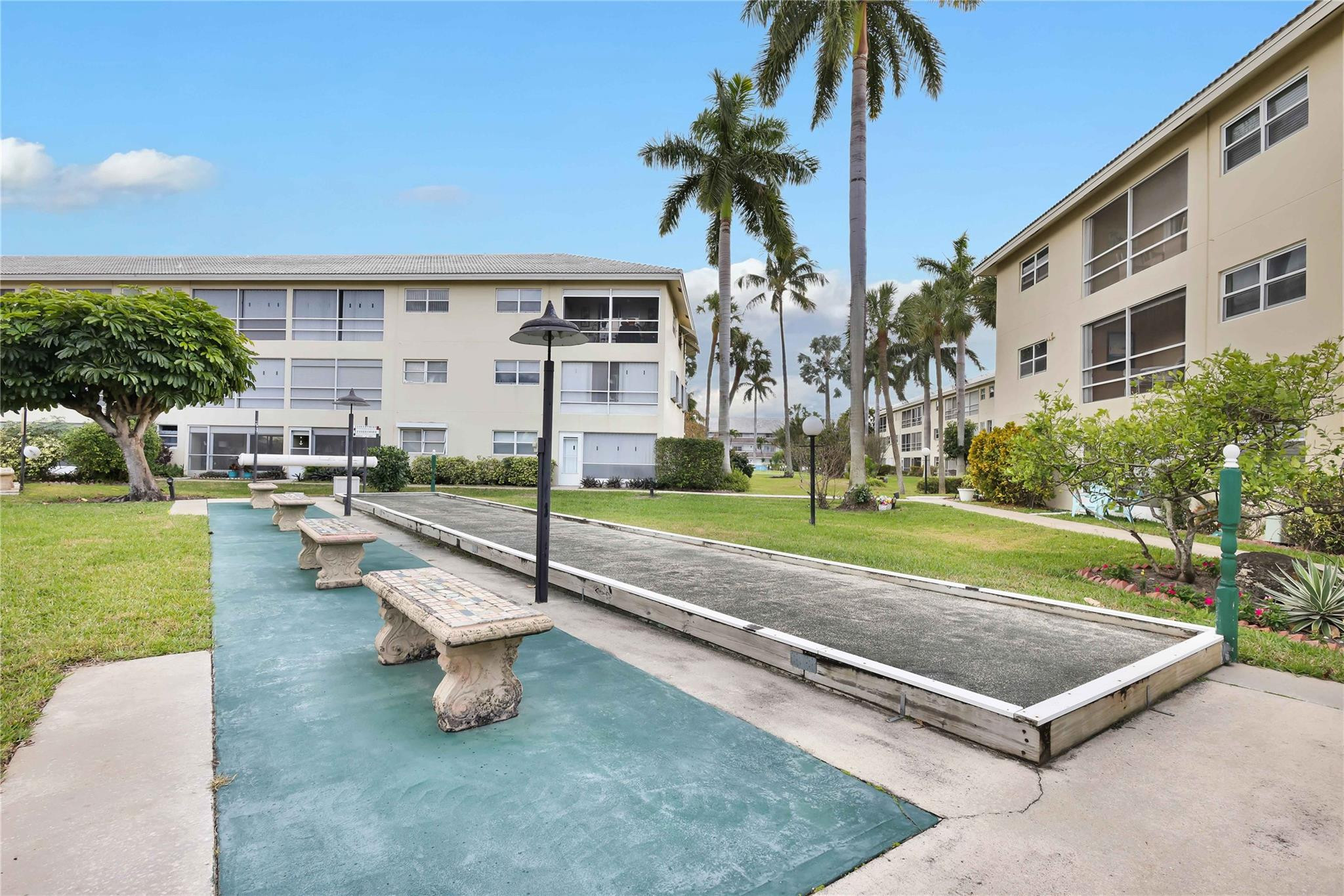 1951 Northeast 39th Street, Unit 337 Lighthouse Point, FL 33064 - Photo 22 of 27 Photo 22