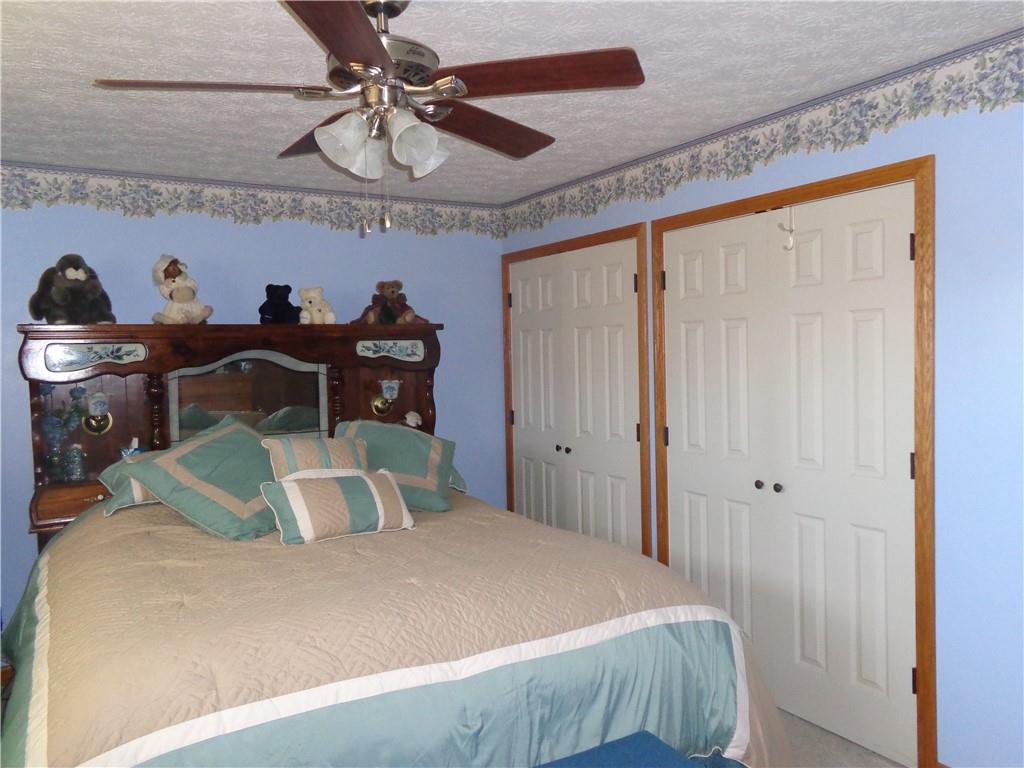 20 North Foster Road Jackson Center, PA 16133 - Photo 11 of 25